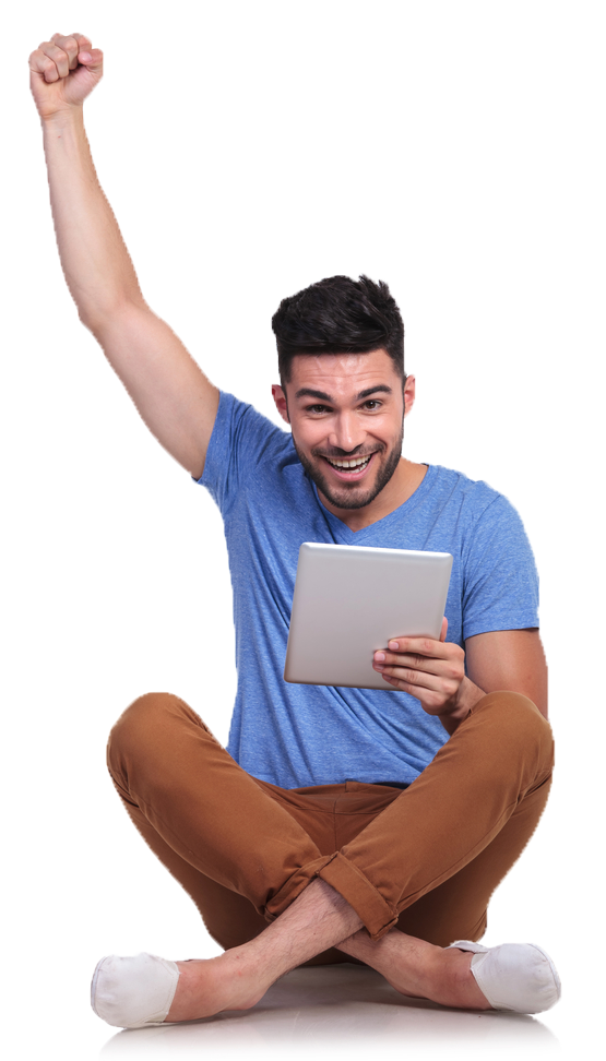 Asistente Virtual hombre sentado feliz con laptop